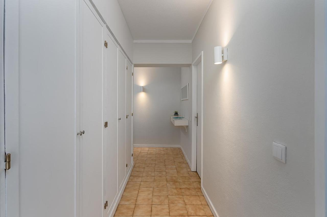 Sunny Flat W/ Balcony & Pool By Lovelystay Portimão Eksteriør bilde